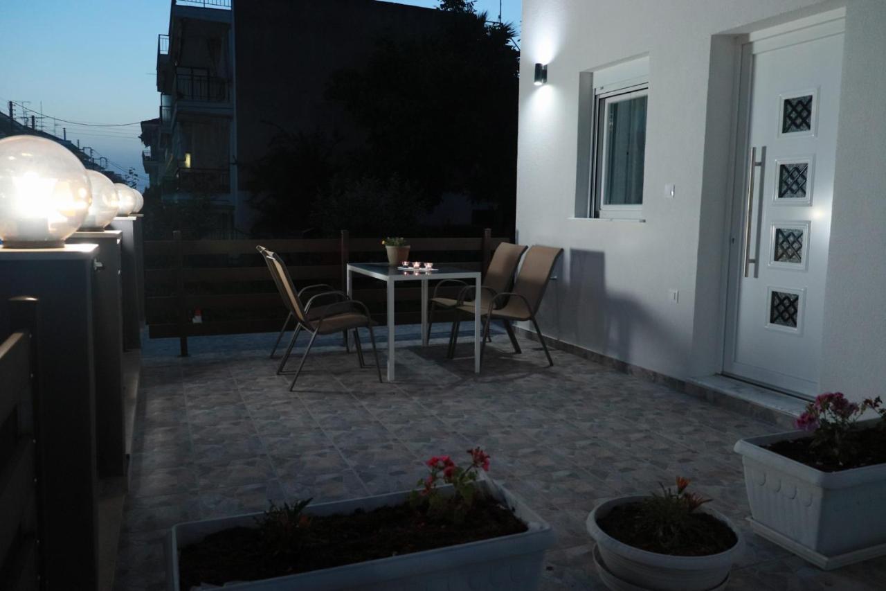 Filippou Luxury Apartments فلوغيتا المظهر الخارجي الصورة